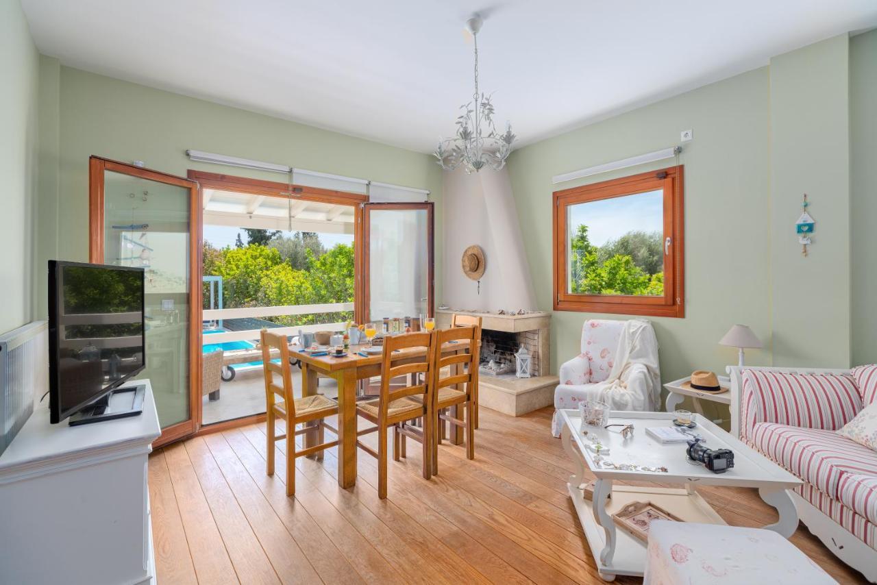 Sun Villa Glyfada Glyfada  ภายนอก รูปภาพ